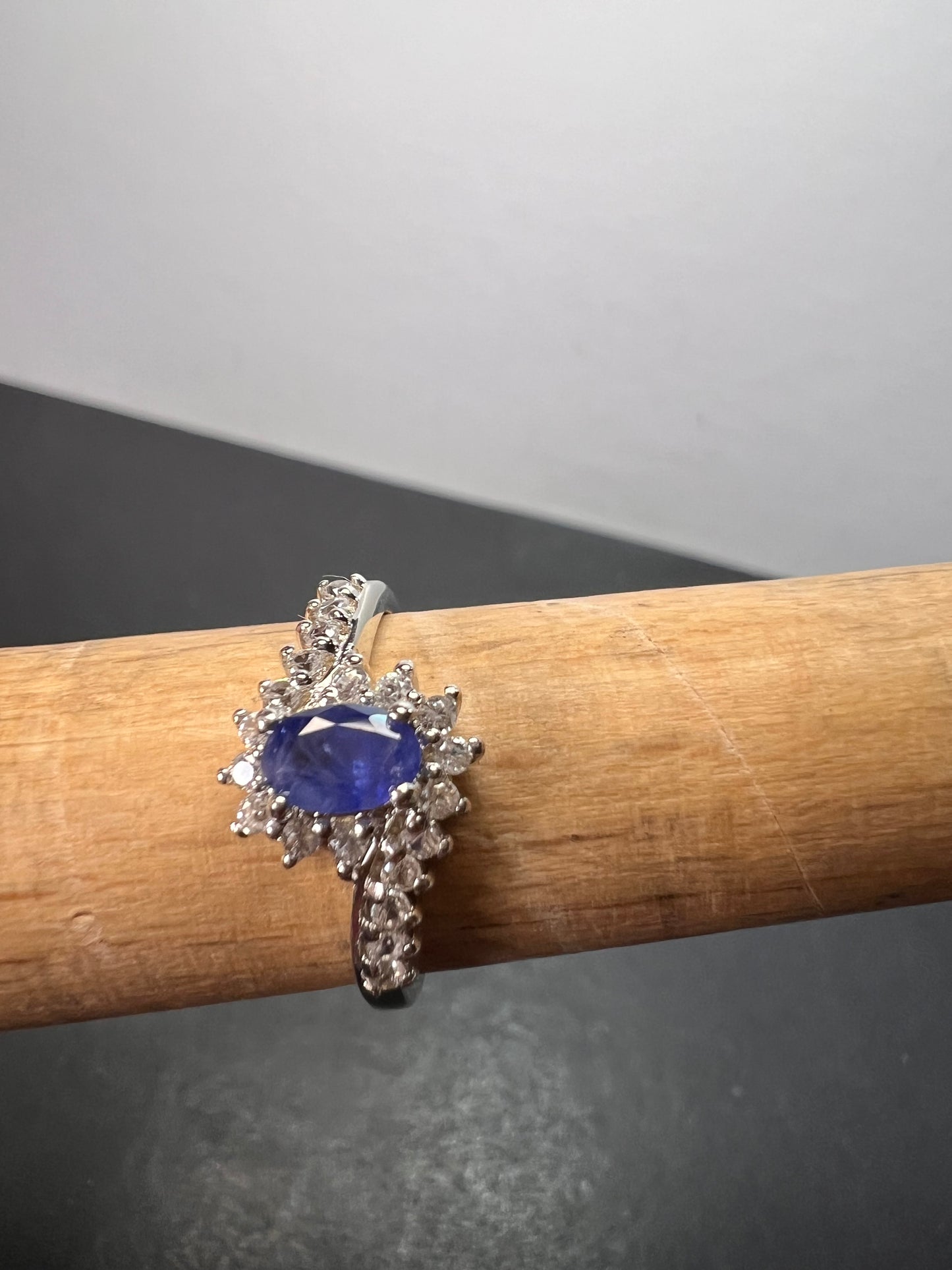 Blue sapphire and zircon ring in platinum over sterling silver size 7 *NEW*