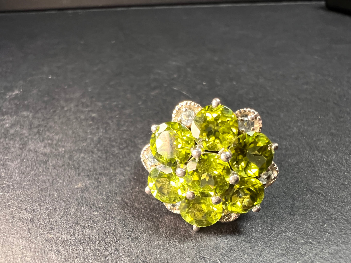 Vintage peridot and aquamarine sterling silver cluster ring size 7