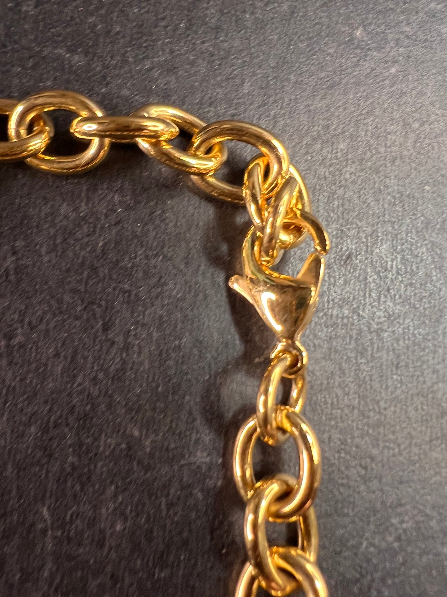 EDFORCE Gold Tone Stainless Steel Chunky Link Heart Charm Bracelet 7.5" NWOT