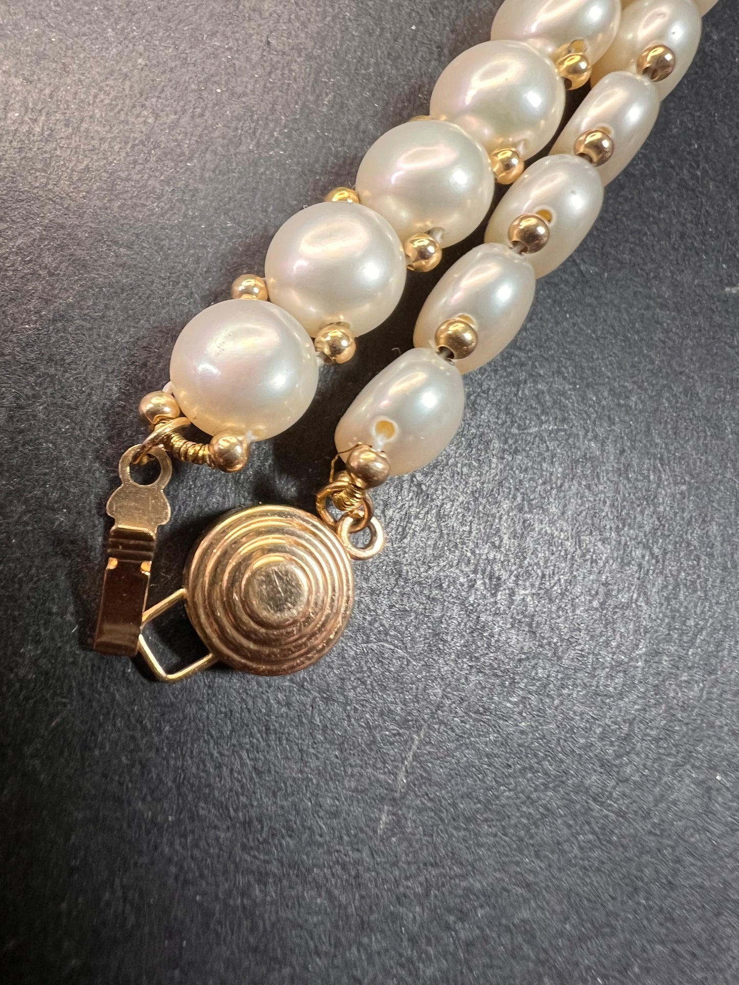 Vintage 14k gold freshwater pearl bracelet