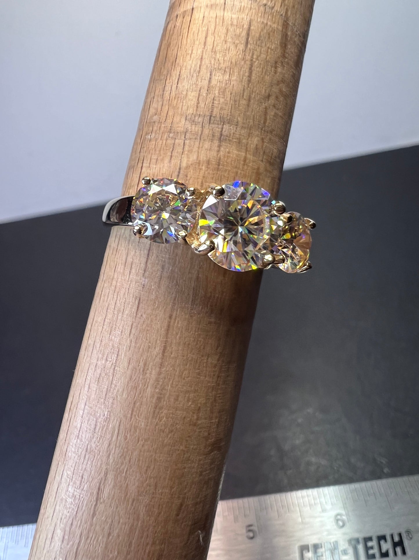 White Strontium Titanate 10k Yellow Gold 3-Stone Ring 4.83ctw size 9